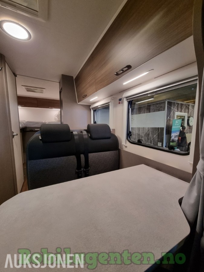 2026 Etrusco T 6.9 SB Hymer / NYBIL / Solcelle / Ryggekamera / Markise / Lettmetallfelger / Stor gjennomgående gar