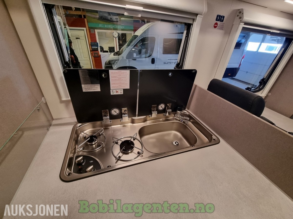 2026 Etrusco T 6.9 SB Hymer / NYBIL / Solcelle / Ryggekamera / Markise / Lettmetallfelger / Stor gjennomgående gar