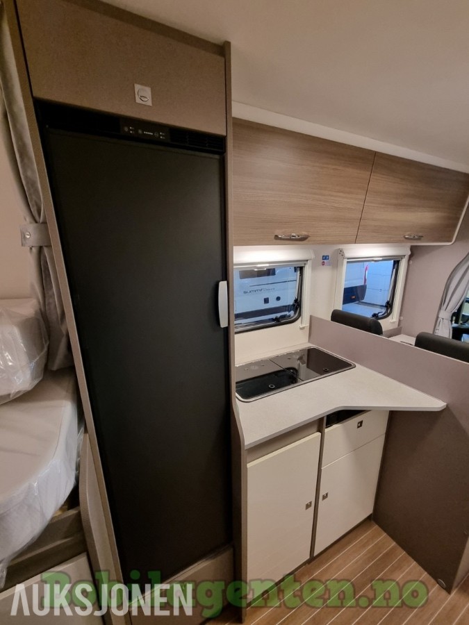 2026 Etrusco T 6.9 SB Hymer / NYBIL / Solcelle / Ryggekamera / Markise / Lettmetallfelger / Stor gjennomgående gar
