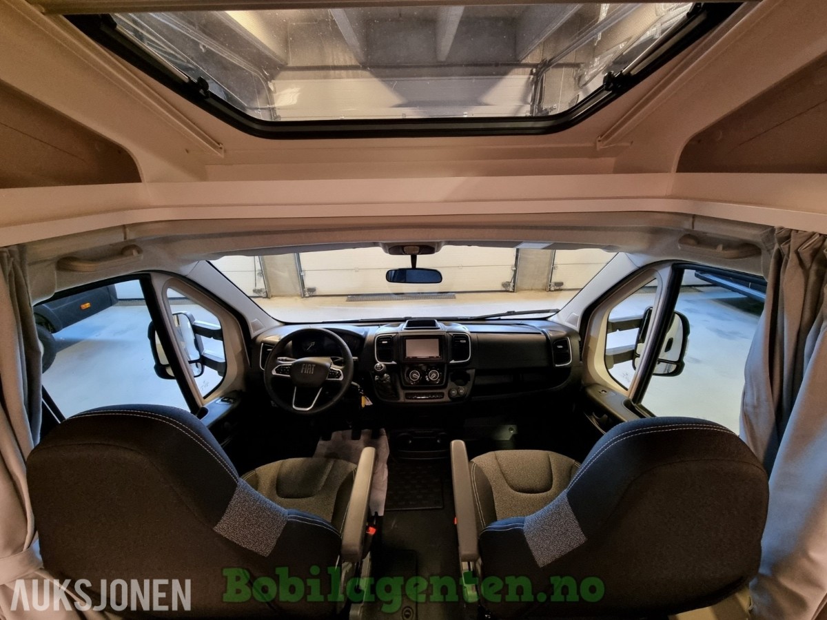 2026 Etrusco T 6.9 SB Hymer / NYBIL / Solcelle / Ryggekamera / Markise / Lettmetallfelger / Stor gjennomgående gar