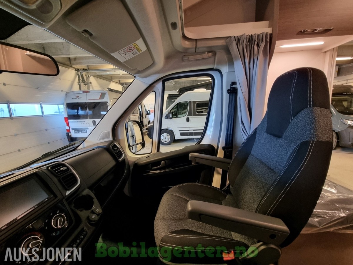 2026 Etrusco T 6.9 SB Hymer / NYBIL / Solcelle / Ryggekamera / Markise / Lettmetallfelger / Stor gjennomgående gar