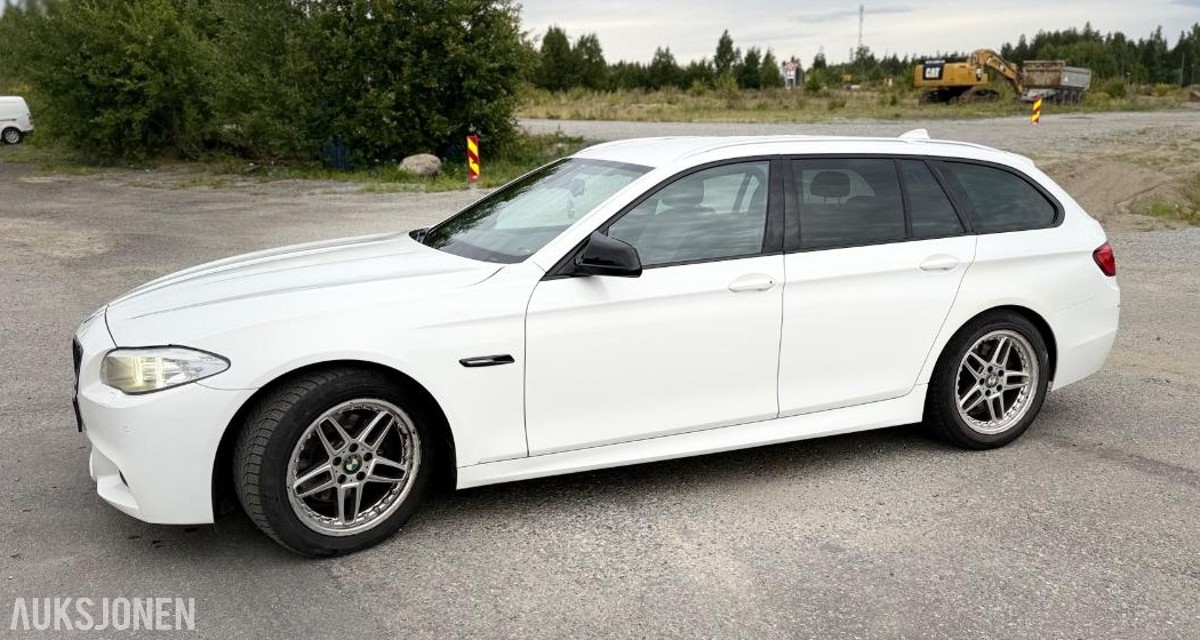 2010 BMW 520D AUTOMAT M SPORT EU-OK 08.28 SKINN