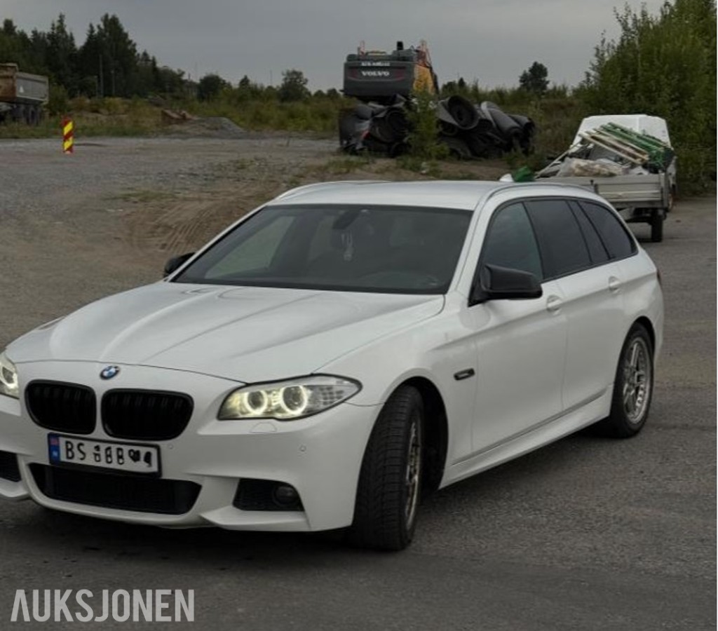 2010 BMW 520D AUTOMAT M SPORT EU-OK 08.28 SKINN