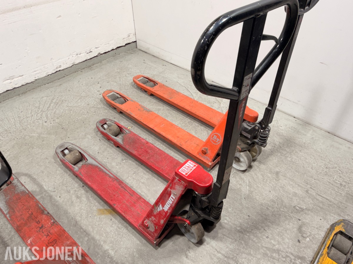 5 stk jekketraller med forskjellige modeller og kapasiteter