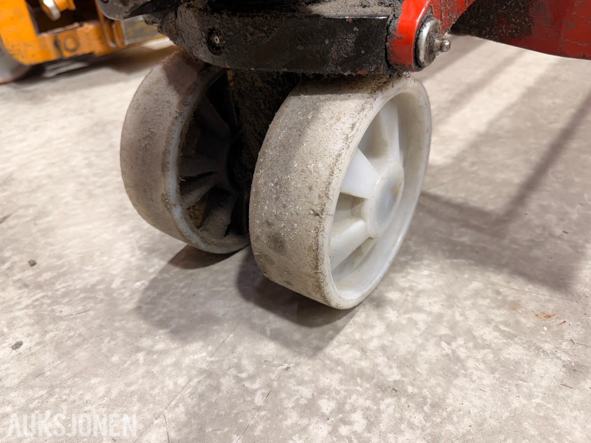 5 stk jekketraller med forskjellige modeller og kapasiteter