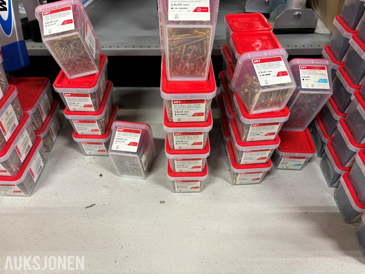 Pall med MFT festemidler – 356 pakker / 31 ulike varelinjer