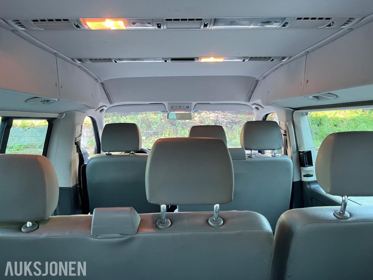 2010 VOLKSWAGEN CARAVELLE 2.0-102 D - 9-SETER | NY EU!