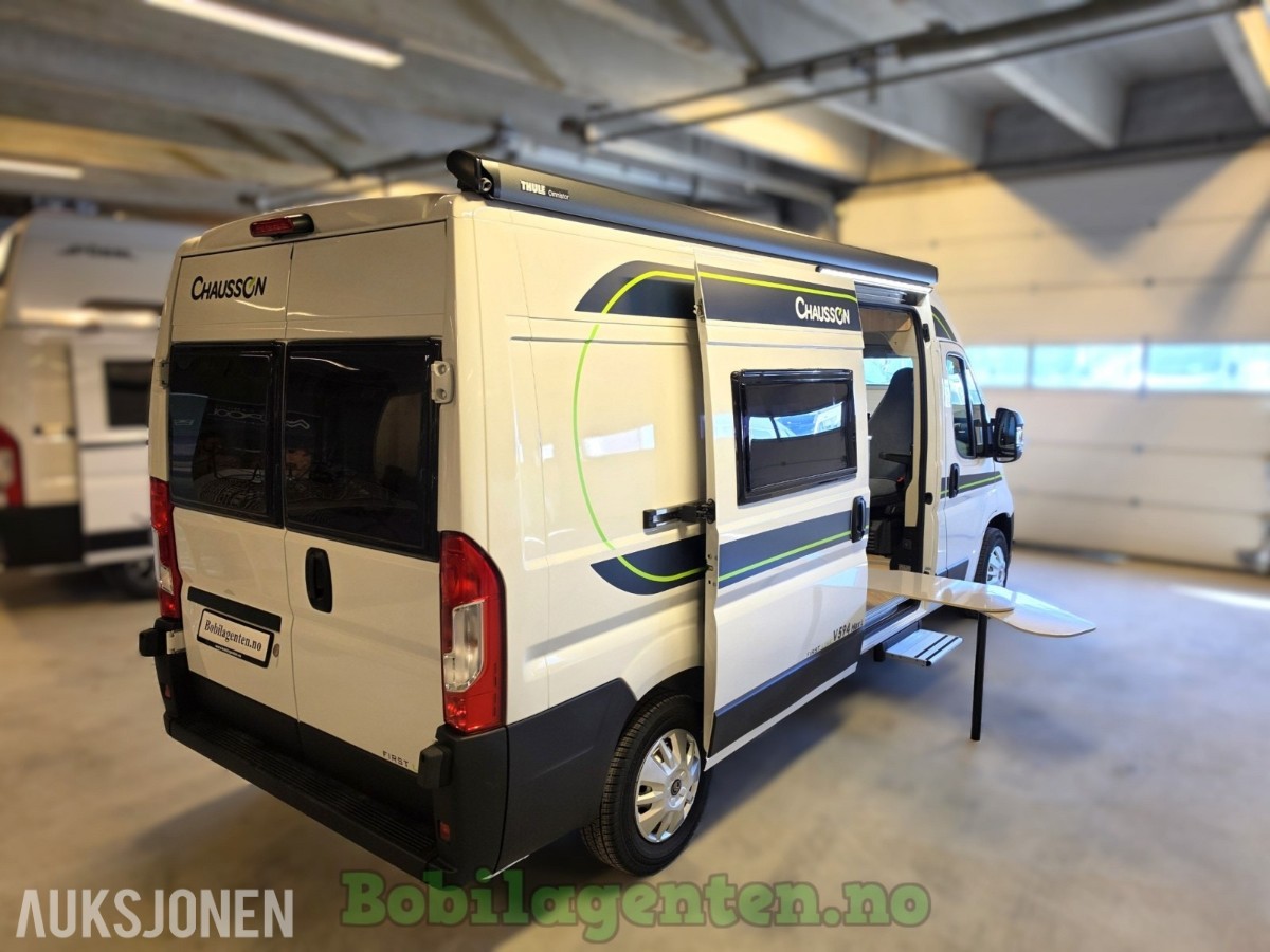 2026 Chausson V594 Max L First Line / 4 Faste Sengeplasser / Bedkit / Solcelle / Kompressorkjøleskap / Ryggekamera
