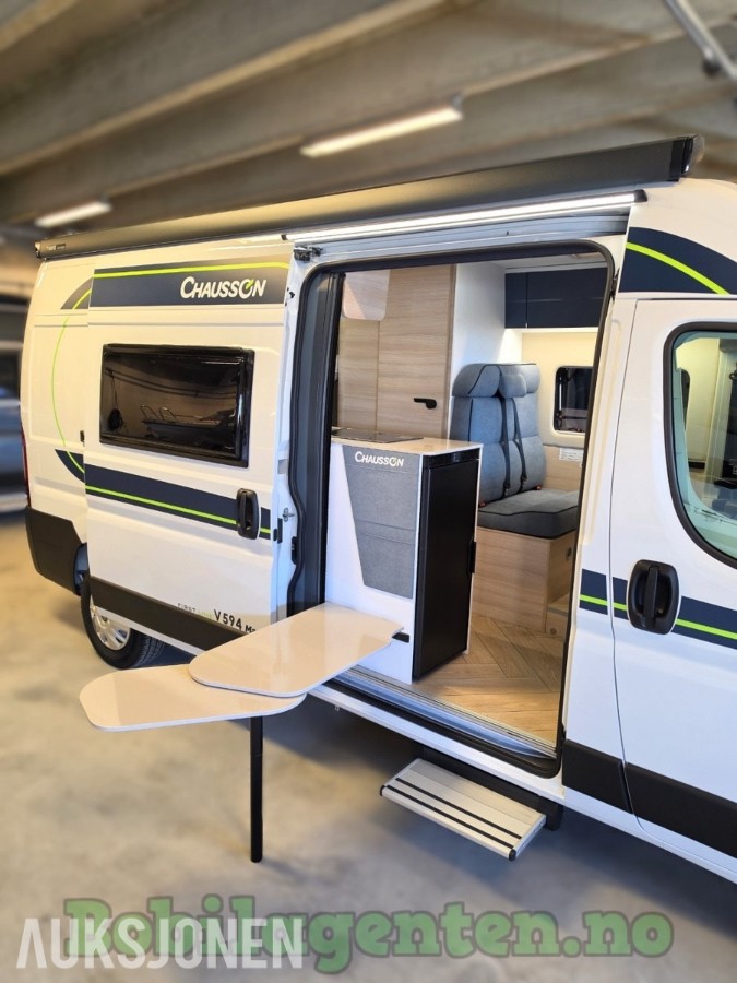 2026 Chausson V594 Max L First Line / 4 Faste Sengeplasser / Bedkit / Solcelle / Kompressorkjøleskap / Ryggekamera