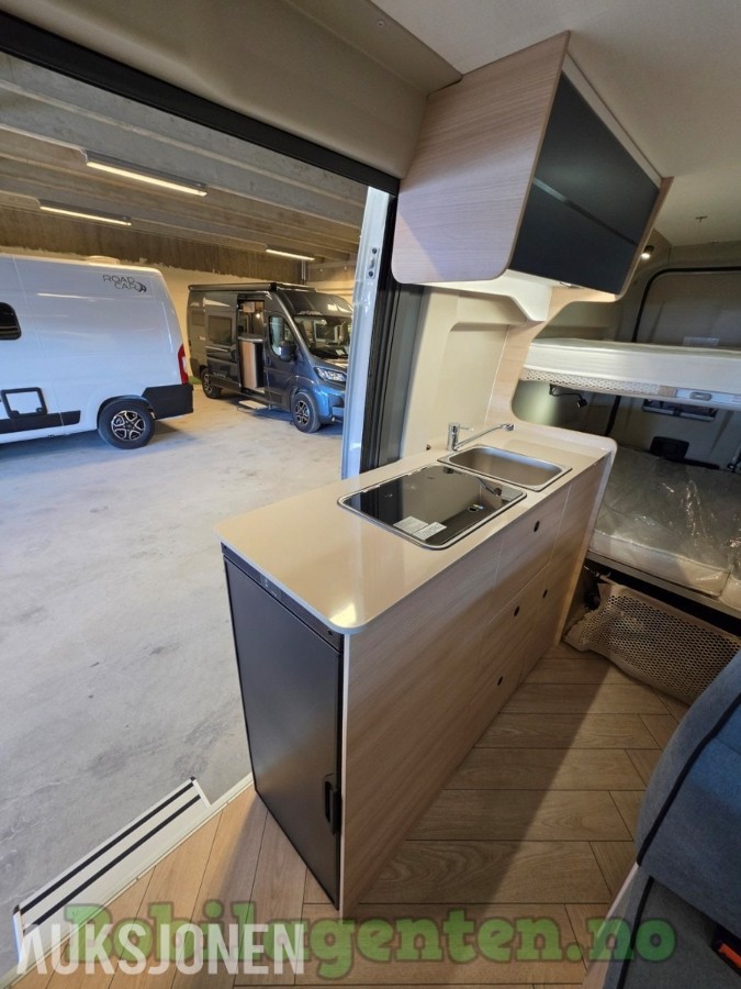 2026 Chausson V594 Max L First Line / 4 Faste Sengeplasser / Bedkit / Solcelle / Kompressorkjøleskap / Ryggekamera