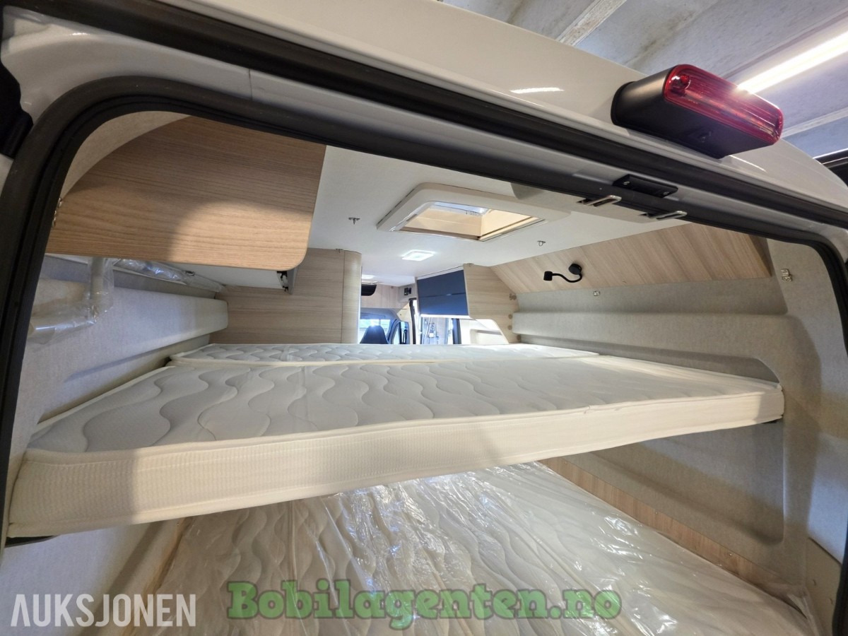 2026 Chausson V594 Max L First Line / 4 Faste Sengeplasser / Bedkit / Solcelle / Kompressorkjøleskap / Ryggekamera