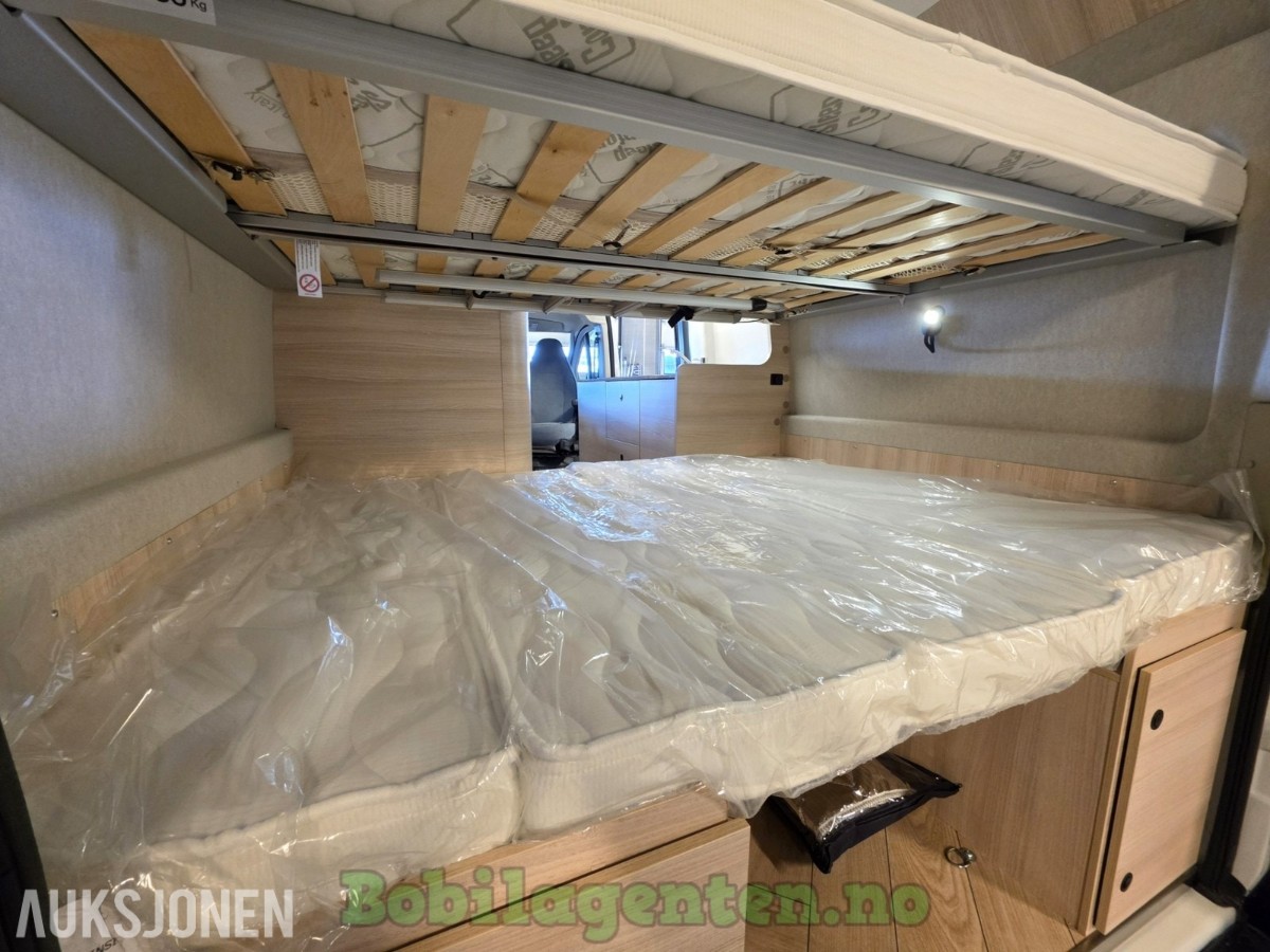 2026 Chausson V594 Max L First Line / 4 Faste Sengeplasser / Bedkit / Solcelle / Kompressorkjøleskap / Ryggekamera