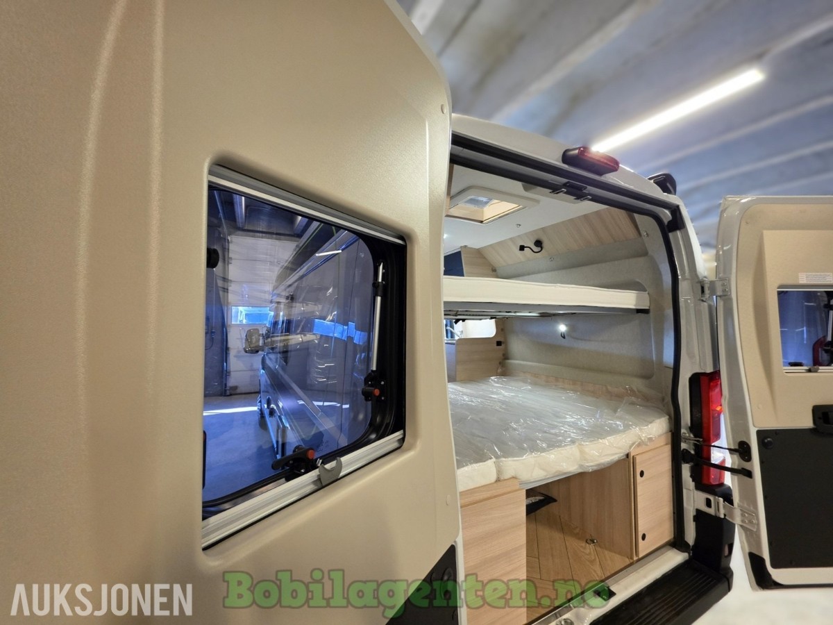 2026 Chausson V594 Max L First Line / 4 Faste Sengeplasser / Bedkit / Solcelle / Kompressorkjøleskap / Ryggekamera