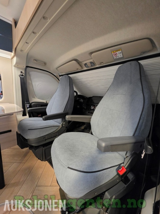 2026 Chausson V594 Max L First Line / 4 Faste Sengeplasser / Bedkit / Solcelle / Kompressorkjøleskap / Ryggekamera