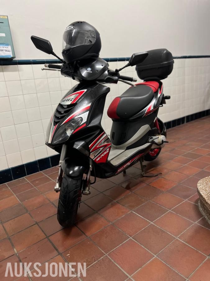 Strøken og sporty Piaggio NRG Power 2009 (Hi-Per2) – KUN kjørt 6 872 km!