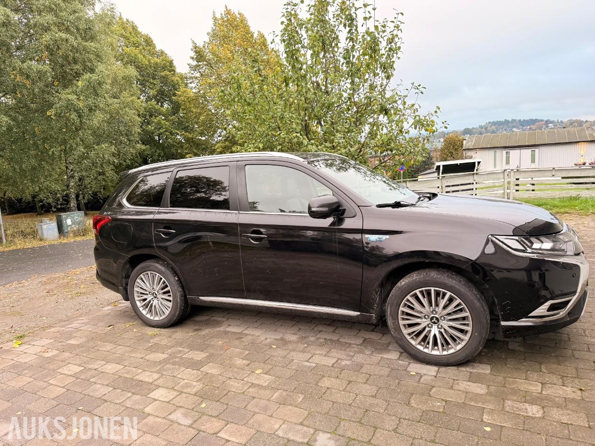 2020 Mitsubishi Outlander 2,4 PHEV 224hk AWD ADAPTIV CRUISEKONTROLL, RYGGEKAMERA, HENGERFESTE
