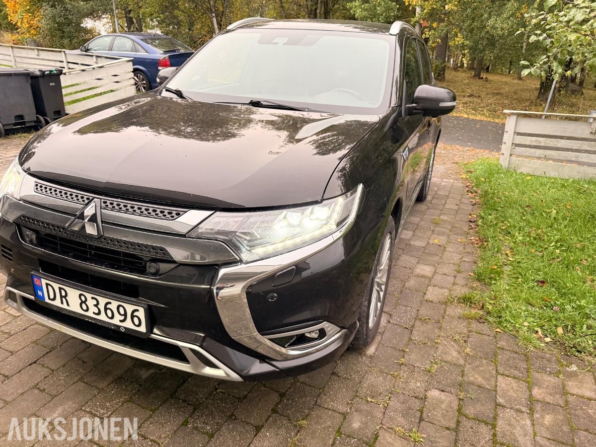 2020 Mitsubishi Outlander 2,4 PHEV 224hk AWD ADAPTIV CRUISEKONTROLL, RYGGEKAMERA, HENGERFESTE