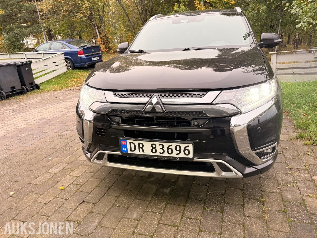 2020 Mitsubishi Outlander 2,4 PHEV 224hk AWD ADAPTIV CRUISEKONTROLL, RYGGEKAMERA, HENGERFESTE