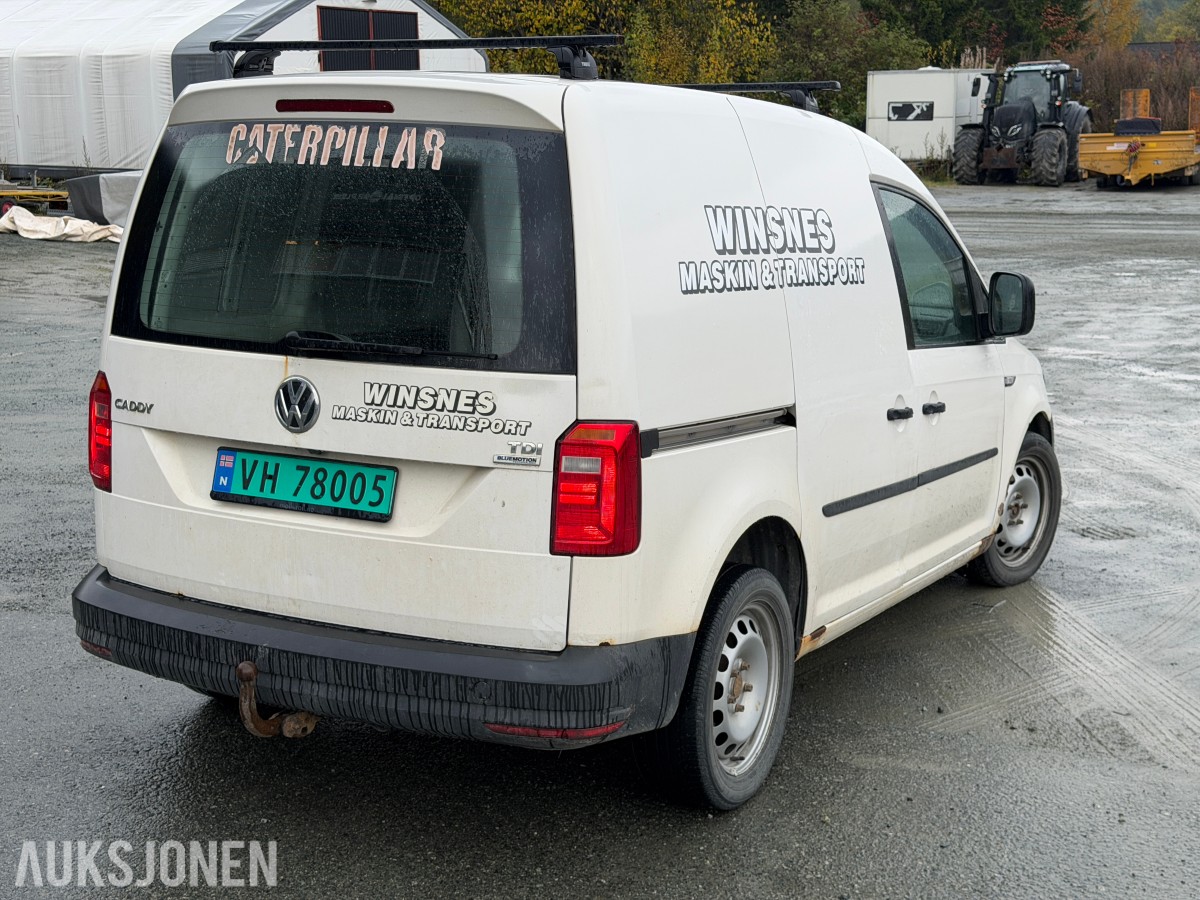 2016 Volkswagen VOLKSWAGEN CADDY TDI HENGERFESTE TAKSTATIV DAB