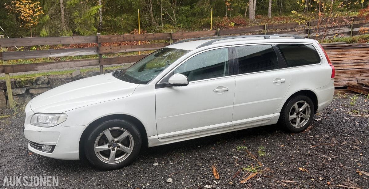 2016 Volvo V70 2.0D 120HK EU-OK 01.28 SERVICEHISTORIKK