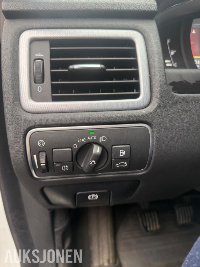 2016 Volvo V70 2.0D 120HK EU-OK 01.28 SERVICEHISTORIKK