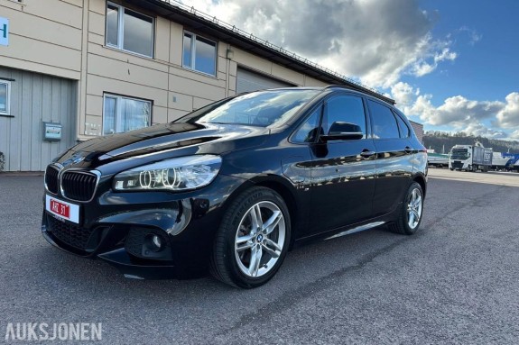 2017 BMW 225xe Performance M-Sport Plug-in Hybrid  ADAPTIV CRUISEKONTROLL HUD PANORAMATAK EU OK 03.2028 