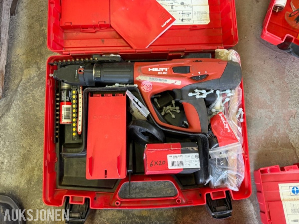 5 STK. HILTI FESTEVERKTØY MED 4 STK. SILVA XCL 9.0 HODELYKTER
