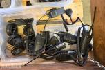 PARTI MED MOTOROLA GP340 UHF SAMBANDSRADIOER, HODESETT, LADERE OG TILBEHØR