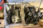 PARTI MED MOTOROLA GP340 UHF SAMBANDSRADIOER, HODESETT, LADERE OG TILBEHØR