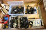 PARTI MED MOTOROLA GP340 UHF SAMBANDSRADIOER, HODESETT, LADERE OG TILBEHØR