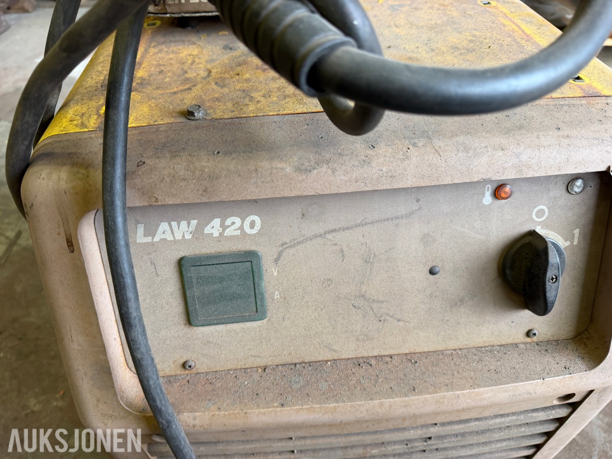 ESAB LAW 420 SVEISEAPPARAT MED YARDFEEDER MEH 20