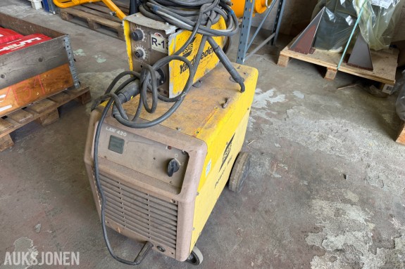 ESAB LAW 420 SVEISEAPPARAT MED YARDFEEDER MEH 20