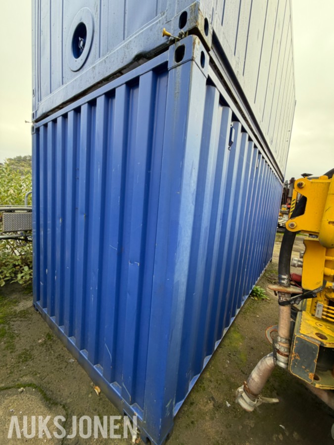 2012 20 FOTS CONTAINER MED REOLER, STRØMINNTAK, RØR OG DELER