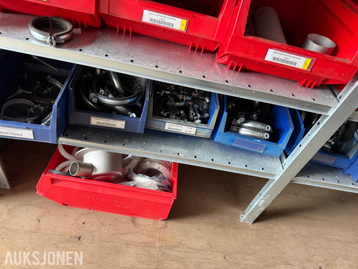 2012 20 FOTS CONTAINER MED REOLER, STRØMINNTAK, RØR OG DELER