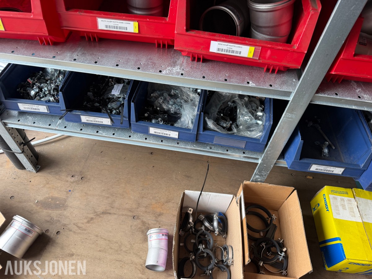 2012 20 FOTS CONTAINER MED REOLER, STRØMINNTAK, RØR OG DELER
