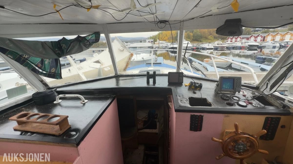 2000 Båt - 35 fot med innenbords Perkins, Oppussingsprosjekt 