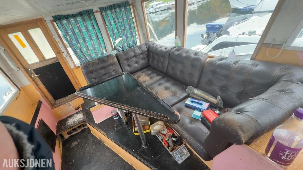 2000 Båt - 35 fot med innenbords Perkins, Oppussingsprosjekt 