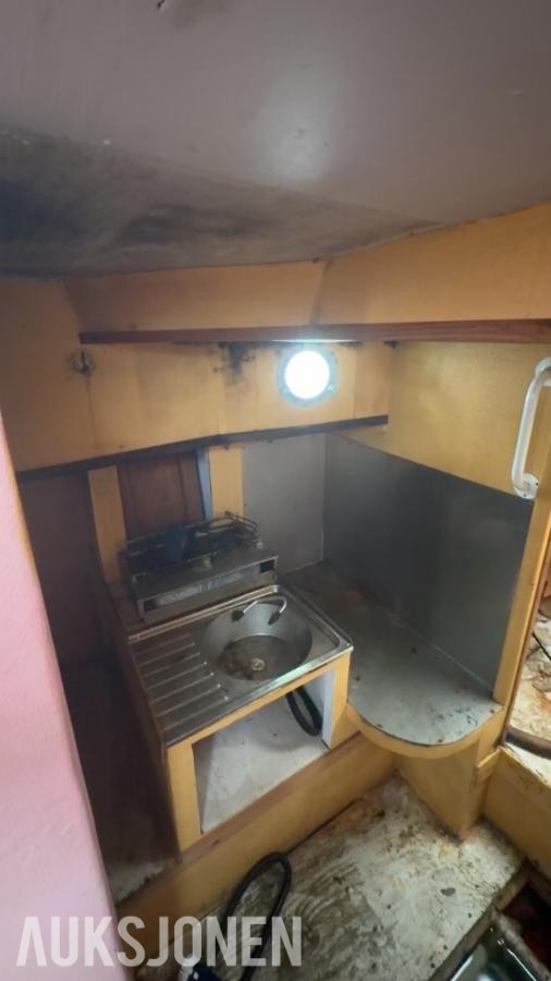 2000 Båt - 35 fot med innenbords Perkins, Oppussingsprosjekt 