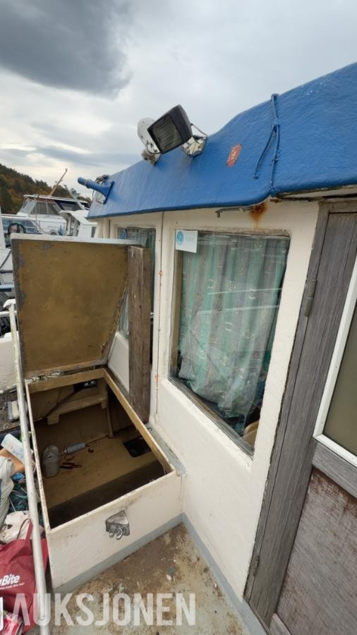 2000 Båt - 35 fot med innenbords Perkins, Oppussingsprosjekt 