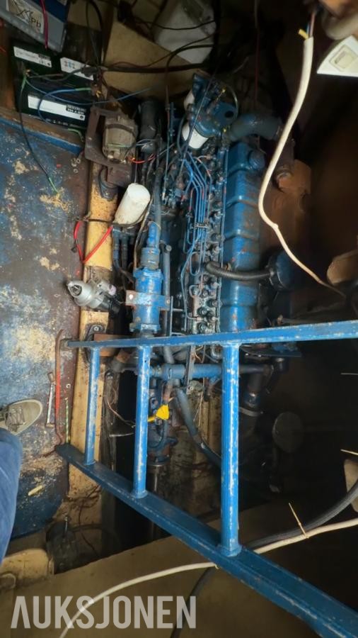 2000 Båt - 35 fot med innenbords Perkins, Oppussingsprosjekt 