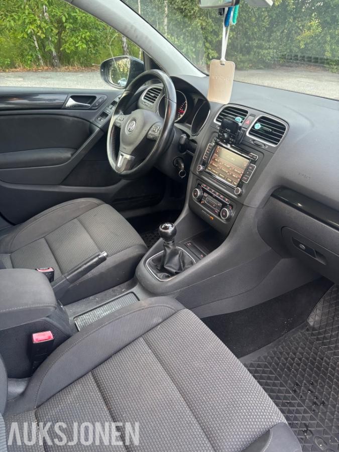2010 Volkswagen GOLF 1.6 TDI 105HK HENGERFESTE LAV KM 