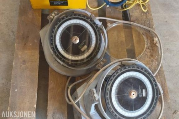 Kelvin Hughes kompassutstyr - Bearing Repeater Compass