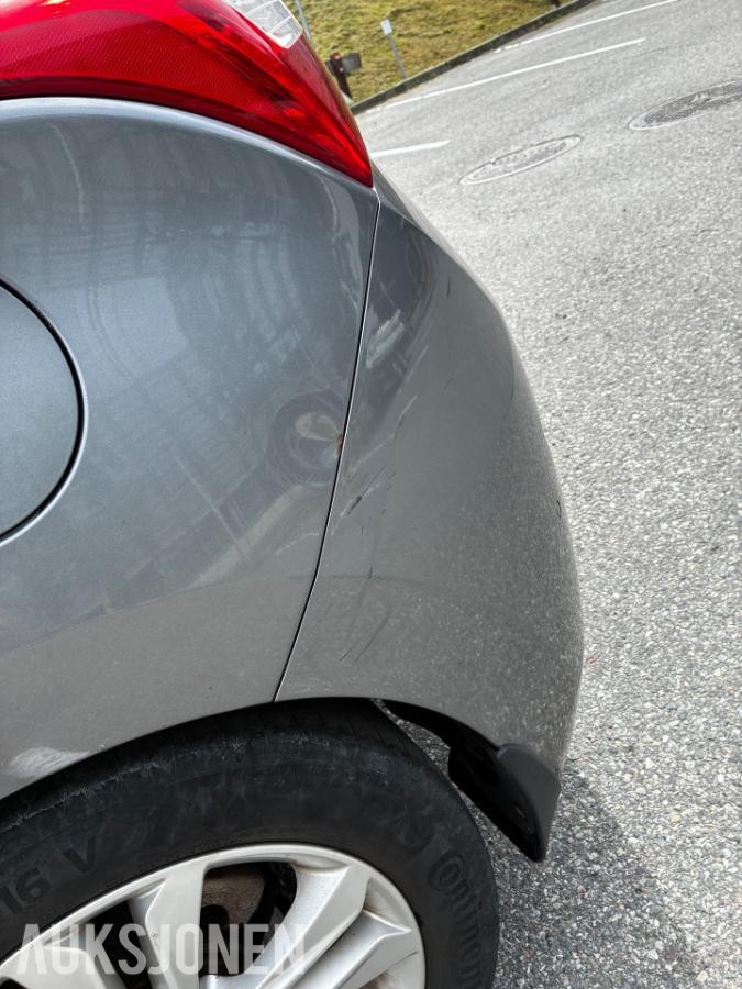 2013 Hyundai i30 1.6, Cruisekontroll, S+V dekk, Reparasjonsobjekt