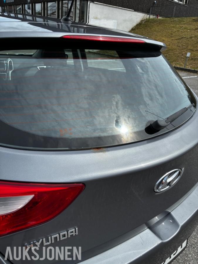 2013 Hyundai i30 1.6, Cruisekontroll, S+V dekk, Reparasjonsobjekt