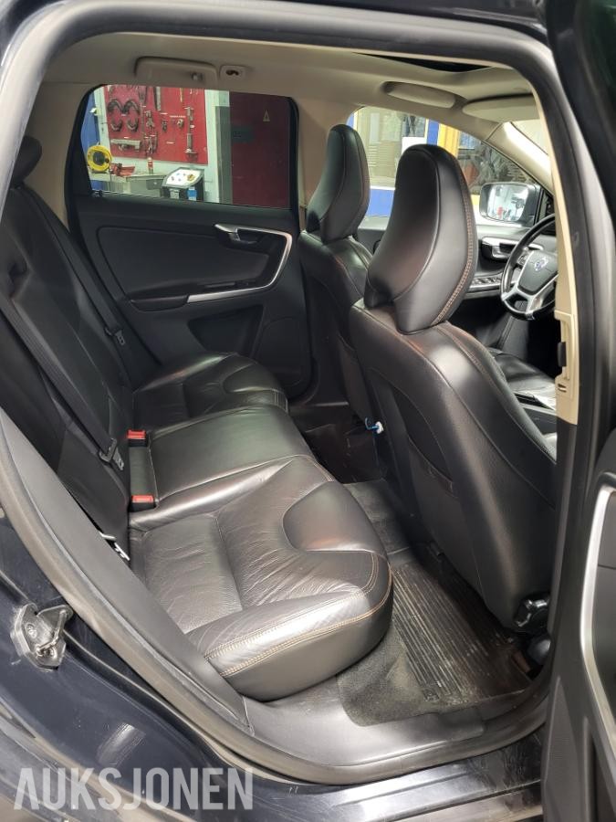 2010 Volvo XC 60 D4 163hk AWD, Hengerfeste, Skinninteriør