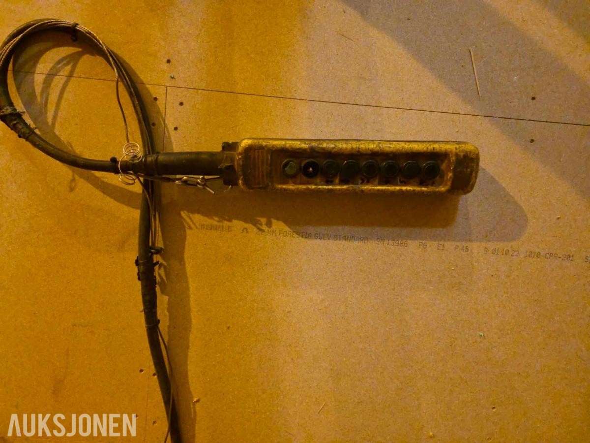 1994 Munck Traverskran – SWL 10 tonn