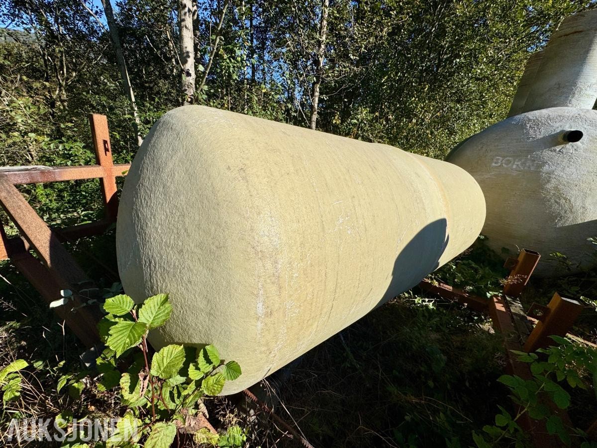 Septiktank i glassfiber ca. 3 m³ - 3000 liter