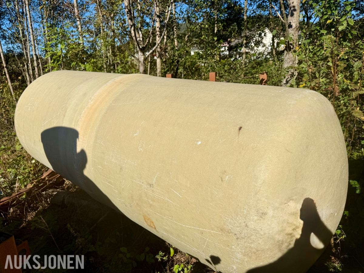 Septiktank i glassfiber ca. 3 m³ - 3000 liter