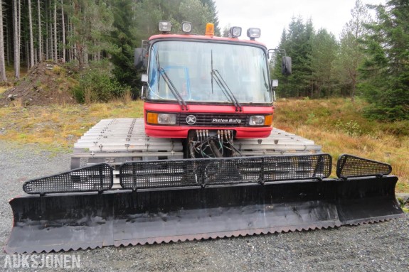 1986 Pisten Bully PB200D – 4,20 m – Ekstra belte og hydraulisk sporlegger - IKKE MVA