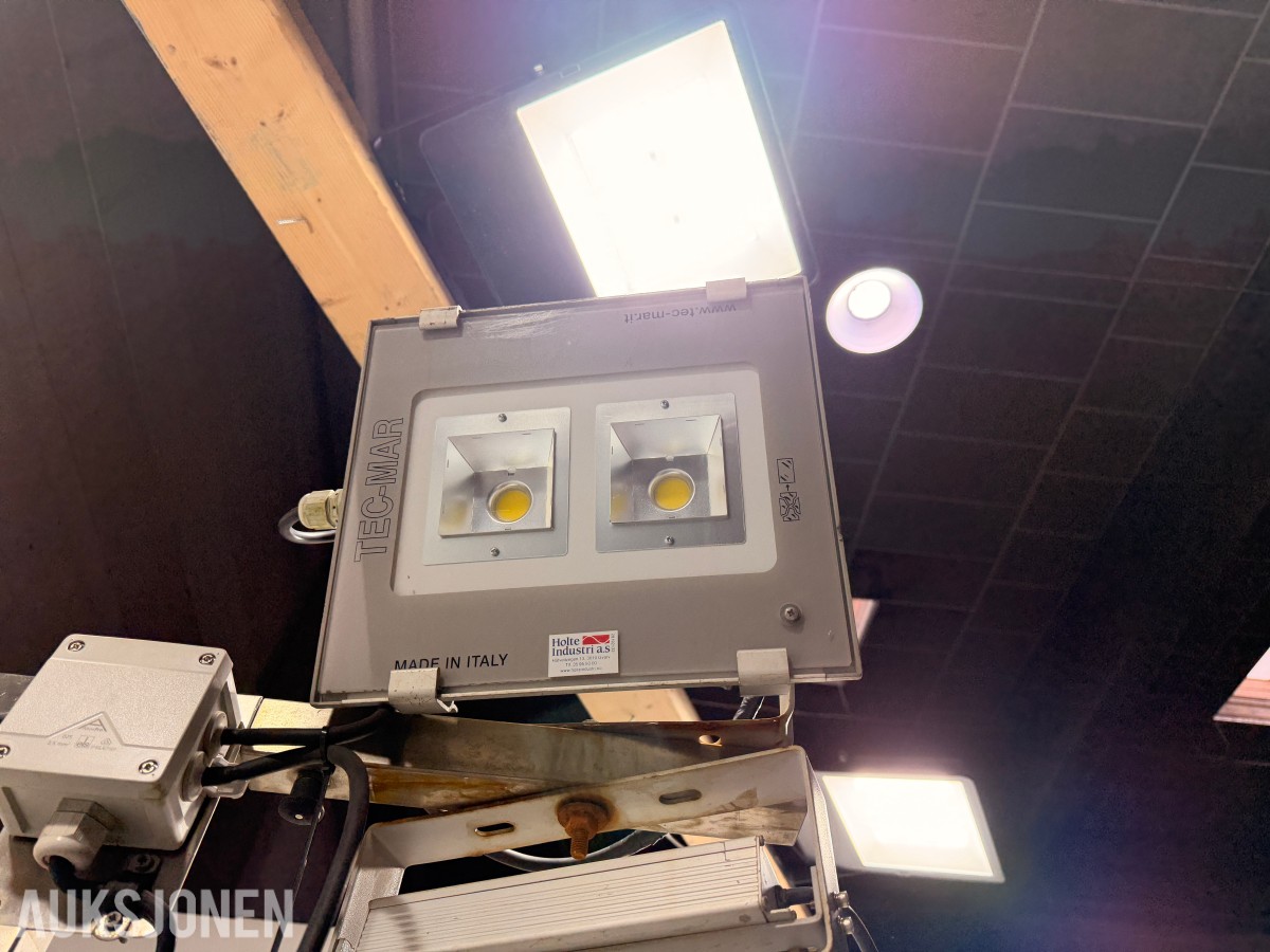 2015 SKY 7M lysmast 4x185W Prince LED